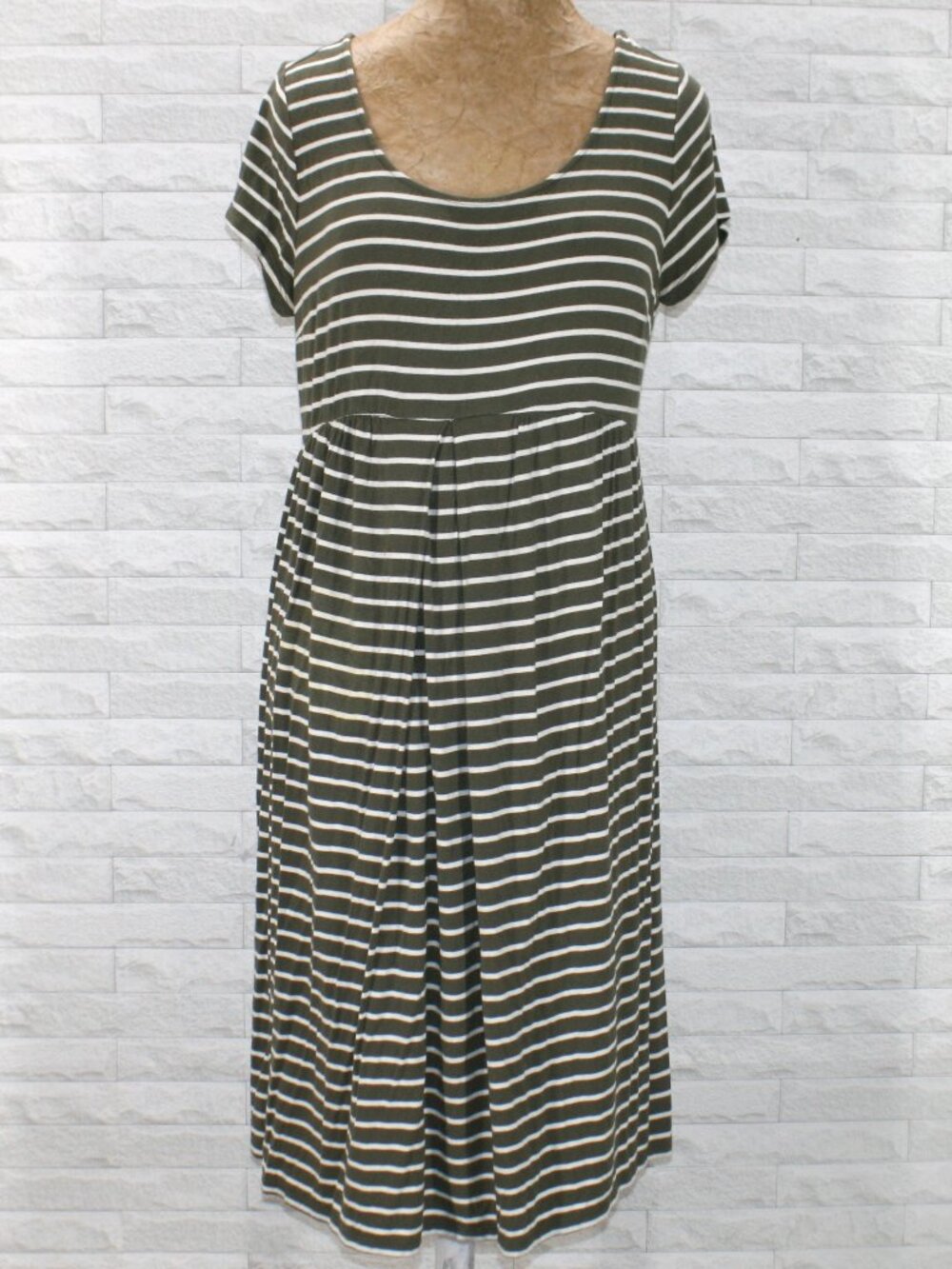 ISABEL MATERNITY Dress T-shirt Knit Stripe Short Sleeve Olive Green White Medium